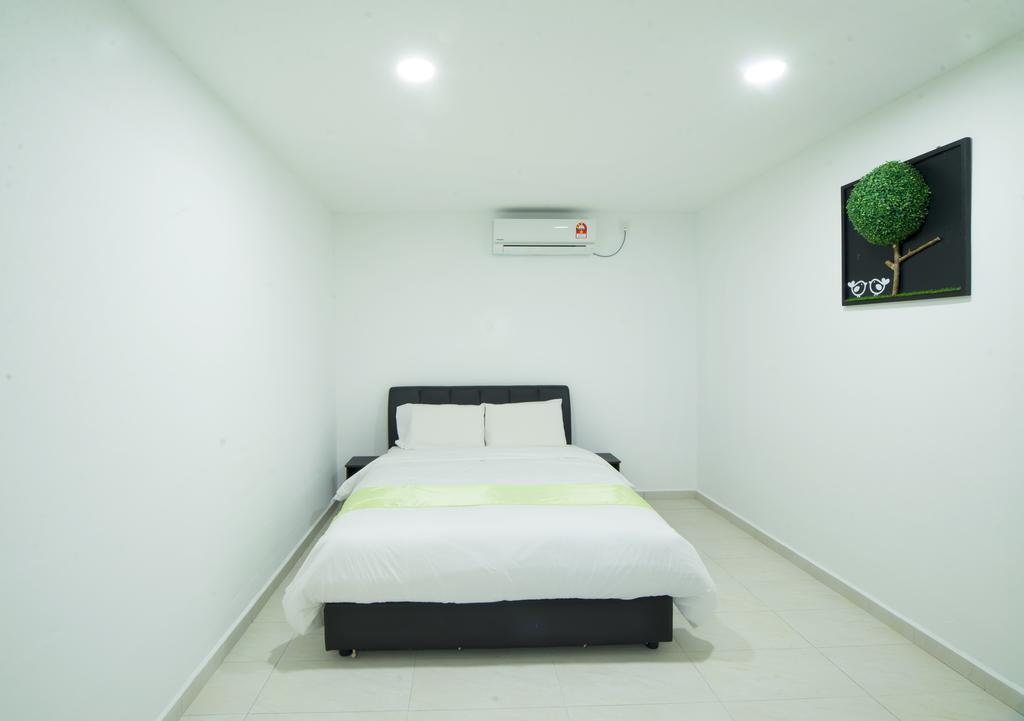 Hard Rock Vip Guest House Mersing Exterior photo
